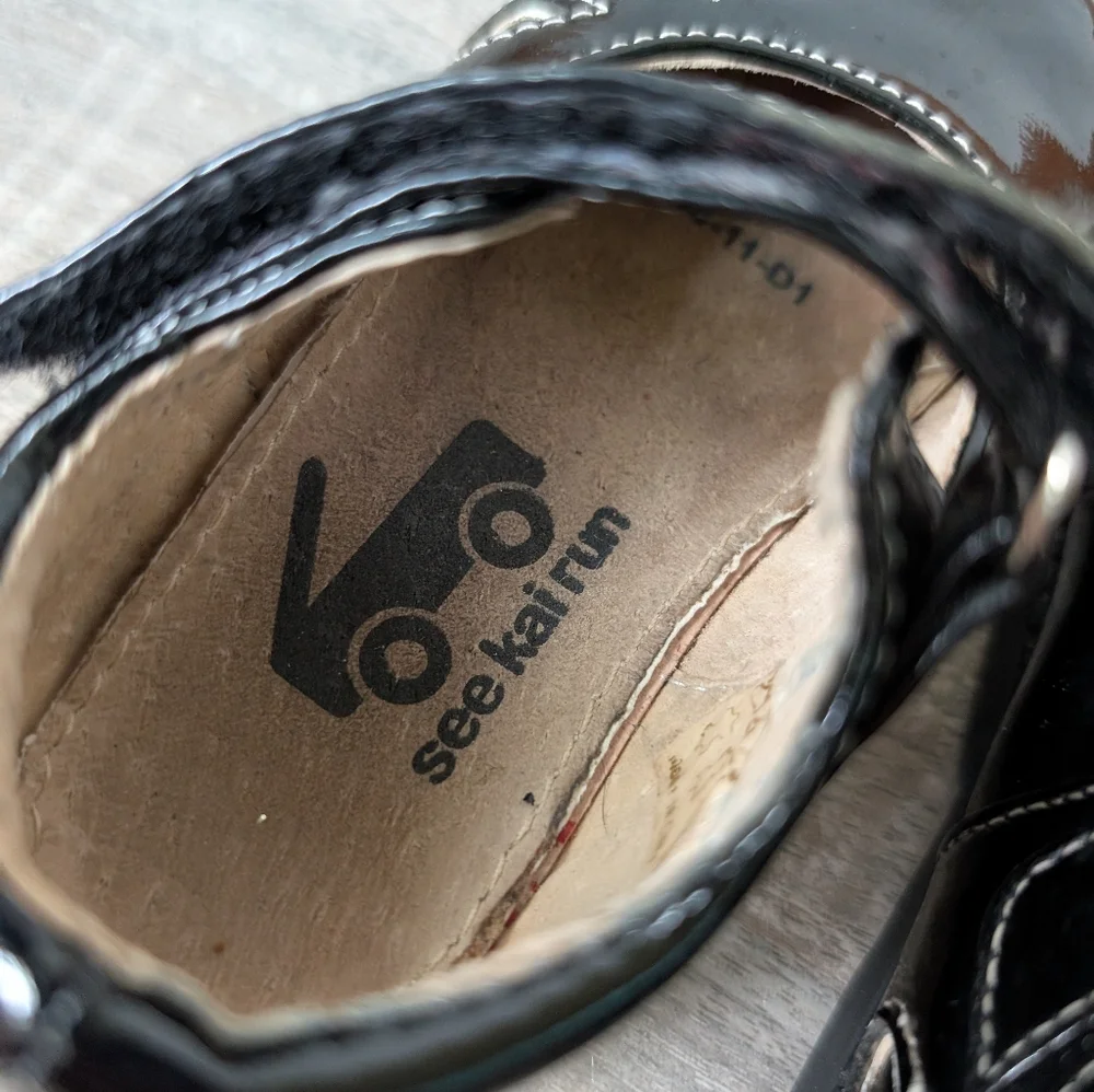 See Kai Run Shiny Black Dress Shoes Toddler Size 6 - Picture 7 of 7